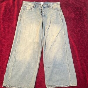 Forever 21 Men's Relaxed Light Denim Jeans